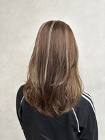 アース 新越谷店(HAIR&MAKE EARTH) レイヤーカット×立体感ハイライト