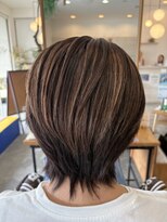 ボンドヘアステージ 良福寺店(BOND hair stage)&nbsp;デザインカラーで、いつものスタイルに少し遊びをプラス♪