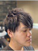 黒髪暗髪前髪長めナチュラルパーマ束感ツーブロック