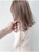 シナモンベージュ