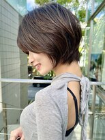 ビュートリアム 南青山(BEAUTRIUM)&nbsp;大人かわいいクビレショート/30代40代50代/表参道