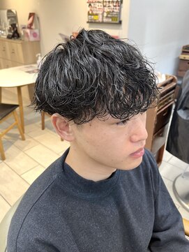 テトラ バイ ネオリーブ 横浜西口店(tetra by neolive) メンズパーマ　波巻き　ツイスパ　マッシュ　［横浜］［横浜駅］