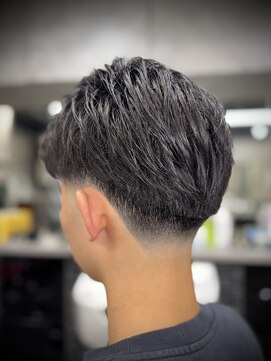 スマイルヘアー 上野入谷店(Smile hair) ビジネスショート×テーパーフェード