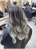 セミロング×レイヤー×白髪ぼかし×20代～50代×バレイヤージュ