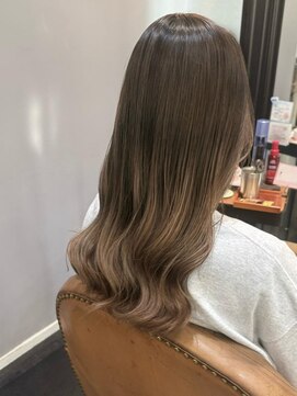 20代30代40代50代◎グラデーションカラー/ベージュ