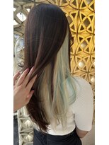 ワクヘアー(WaKu hair) 抜きっぱなしブリーチ×水色インナー+レイヤーカット