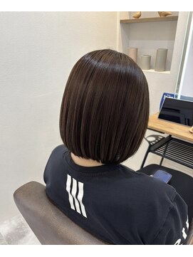スーリール 戸畑店(Sourire) 切りっぱなしボブ