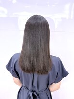 ムーア(MUA)&nbsp;ブルーブラック×透明感カラー