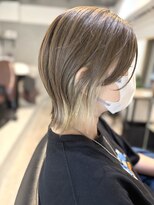 カイ(KAY)&nbsp;レイヤーボブ&インナーカラー(ホワイトベージュ)
