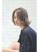 クーラ(Cura)&nbsp;【Cura　原宿　小川雄基】　切りっぱなしボブ×外ハネ