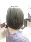 プラチナグレージュ