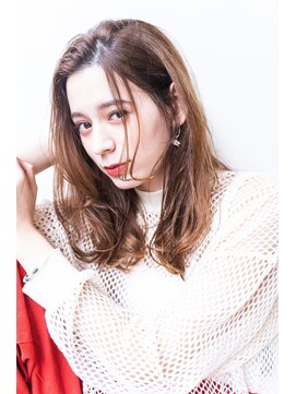 レニーバイエース(LANY by ACE) 【LANY横浜】ゆるふあウェーブ×オリーブベージュ