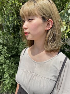 アヴァンセ サニー美容室 くびれミディアム