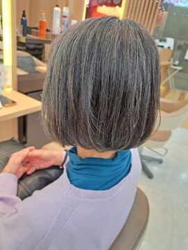 ユニックス イオンモール春日部店(UNIX) 前下がりボブ