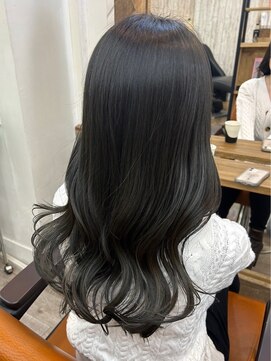 ナンバー ブラオ 名古屋栄(N° blao) アッシュブラック　ナチュラルブラック　オシャレブラック