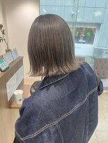 アッシュ 下北沢店(Ash)&nbsp;ブリーチ一回で、シルバーグレージュカラー