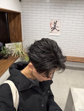 バック(BUCK) フェザーショート