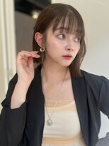 ☆デザインカラーオリーブベージュミディアムレイヤーカット前髪