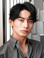 レタッチ バイ フィフス 銀座(RETOUCH by fifth)&nbsp;S字のカールが人気のセンターパート×波巻きスパイラルパーマ