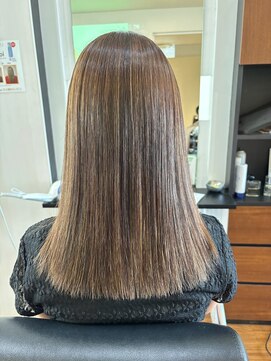 ウィッシュクエルポ 今本店(wish cuerpo) 光にとけこむシークレットハイライト