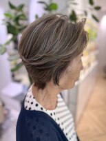 ステア ケース(stair case)&nbsp;ローライトを挟んで元あるハイライトをより立体的に　白髪ぼかし