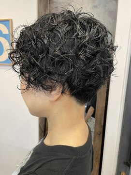 ユノ(juno) 【中目黒】黒髪ベリーショートのおしゃれくるくるパーマ♪