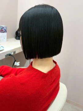 ソンノ(sonno) 切りっぱなし ボブ 黒髪 ストレート ミニボブ 清楚 モード