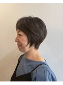 立体感アップ　くせ毛ショート