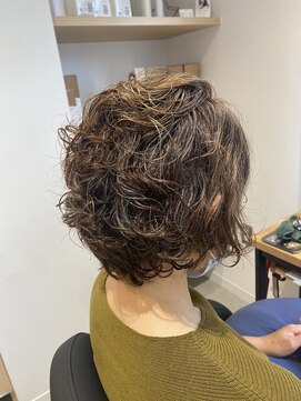 オールマイティービューティーモア(ALLMYTEA Beauty more+) ふんわりパーマ
