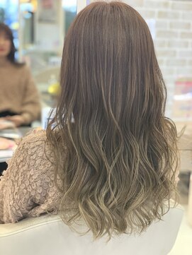 ロアバイレイ 北熊本店(LoRe by RAY) 《LoRe 大石》グラデーションカラー＆無造作ウェーブ