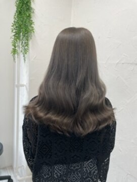 プライズ 表参道原宿店(prize) 透明感たっぷりグレージュカラー