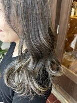 アン(Hair make un)&nbsp;ハイライトカラー【インナーカラー/ダブルカラー/ブリーチ/韓国