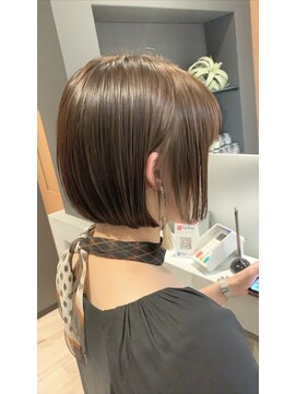 シーン(scene) パツッとボブ