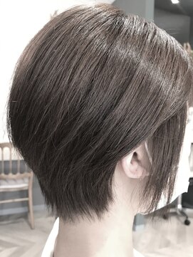 ドラマチックヘア 川鶴店 ショートボブ