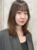 サクラ オモテサンドウ(SAKURA)&nbsp;ぱっつん前髪×ワンカールで可愛いレイヤーカット　表参道美容室