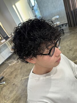 ニュート(Neut ) メンズカットメンズパーマプードルパーマツイストスパイラル