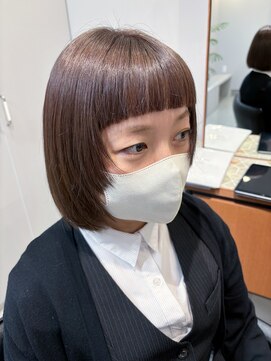 トゥリル(trueal) ボブ 顔まわりレイヤー