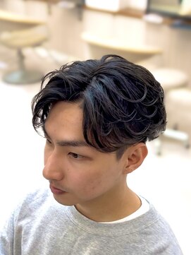 リンダ(LYNDA) フェザーパーマ/フェザーショート/センターパート/仙台/宮城