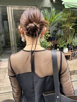 スロウ(Slow)&nbsp;個性派シニヨン×カチモリ　ヘアセット　なかもずslow