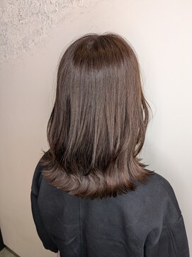 ルフェール ビューティーアンドスパ(REFAIRE beauty&spa) ミディアムレイヤー暖色バイオレット