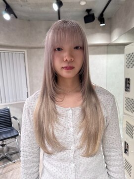 ハイプ(HYPE) ブリーチ&ダブルカラー/レイヤーカット/ミルクティーベージュ