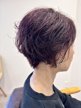 襟足すっきり癖毛ショート