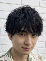 ドックス(dock::s)&nbsp;フェミニン無造作パーマと立体構成カット