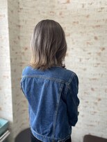 アカイトビラ ヘアケアサロン(AKAI TOBIRA Hair Care Salon)&nbsp;グレージュ×レイヤー