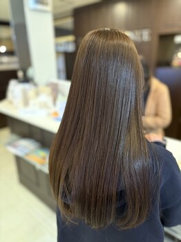 五番街の写真/【髪質改善】パサつく髪にご褒美を。芯から潤う「うるツヤトリートメント」で感動の指通り。