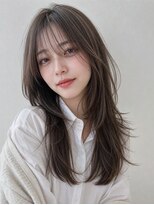 フルショウ アシヤ(FURUSHO ASHIYA) アッシュオリーブベージュくびれレイヤーシースルーバング