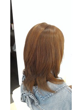 シアン 柔らかレイヤー パーマ落とし 抜け感レイヤー