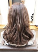 30代40代フェミニンピンクアッシュ無造作カール白髪染め