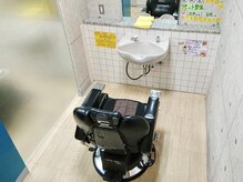 ヘアーサロン ヨシノ(HAIR SALON YOSHINO)の雰囲気（コロナウィルス対策で気になる方は半個室もあります(要予約)）