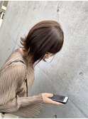 伸ばしかけ外ハネスタイル